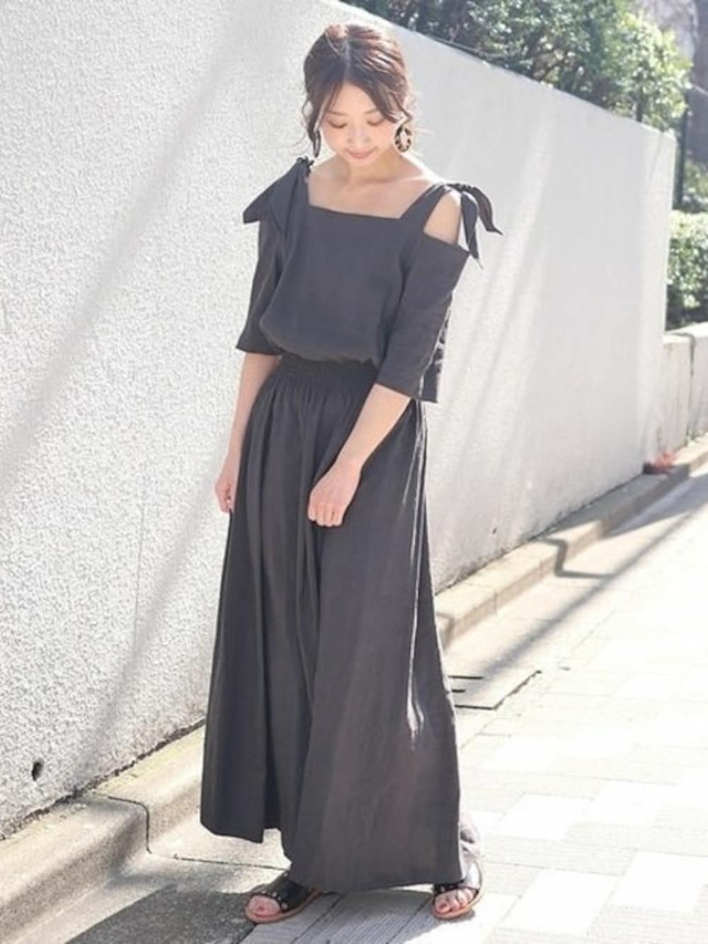 Noble Ry/麻 ポプリンショルダーリボンワンピース◆ Noble（ノーブル）の「Ry/麻 ポプリンショルダーリボン