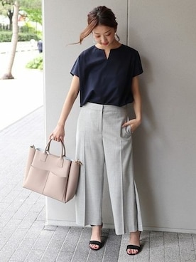 「Noble（ノーブル）のキーネックプルオーバー◆（Tシャツ/カットソー、ブルー系）」を使った、yumiさん（レディース・158cm）の夏コーディネート