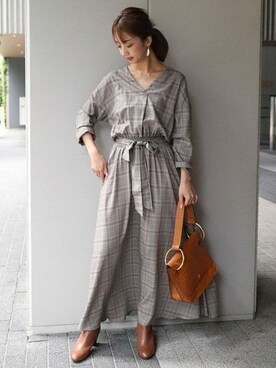 「Spick & Span（スピックアンドスパン）の*T/Rツイルグレンチェックロングワンピース◆（ワンピース、グレー系）」を使った、yumiさん（レディース・158cm）の秋コーディネート