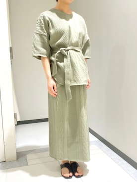 「アイテム（ワンピース/ドレス、グリーン系）」を使った、nano・universe 広島 STAFFさん（レディース・157cm）の春コーディネート