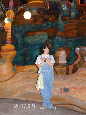 「usedのアイテム（サロペット/オーバーオール、ブルー系）」を使った、asako*さん（レディース・158cm）の春コーディネート