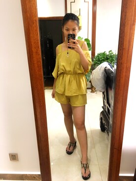 「淘宝のアイテム（Tシャツ/カットソー、イエロー系）」を使った、LL咚咚咚さん（レディース・166cm）の秋コーディネート