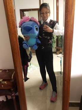 「five plusのアイテム（デニムパンツ、ブルー系）」を使った、LL咚咚咚さん（レディース・166cm）の秋コーディネート