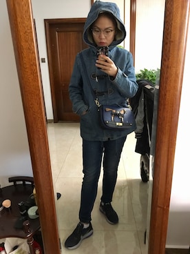 「アイテム（メッセンジャーバッグ、ブルー系）」を使った、LL咚咚咚さん（レディース・166cm）の秋コーディネート