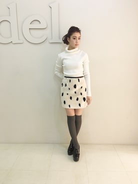 「アイテム（スカート、その他）」を使った、reia uchiyamaさん（レディース・161cm）の冬コーディネート