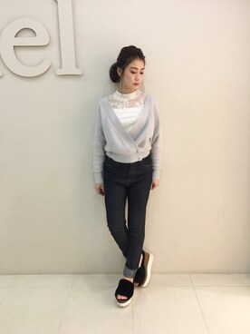 「SNIDEL（スナイデル）のアイテム（パンプス）」を使った、reia uchiyamaさん（レディース・161cm）の春コーディネート