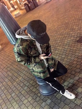 「AZUL by moussy（アズールバイマウジー）のアイテム（キャップ）」を使った、Yuuuuukiさん（メンズ・170cm）の秋コーディネート