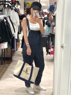 「アイテム（レインシューズ、ホワイト系）」を使った、Yukki Liさん（レディース・158cm）の夏コーディネート