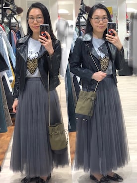 「PEDDER RED（ペダーレッド）のアイテム（スリッポン）」を使った、Yukki Liさん（レディース・158cm）の冬コーディネート