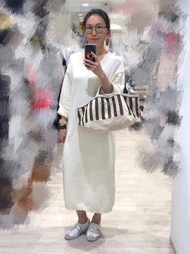 「アイテム（アクセサリー、レッド系）」を使った、Yukki Liさん（レディース・158cm）の冬コーディネート