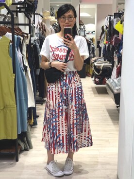「red」｜「アイテム（その他）」を使った、Yukki Liさん（レディース・158cm）の夏コーディネート