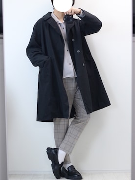 「アンクルパンツ」｜「アイテム（トレンチコート）」を使った、梅田梅さん（メンズ・183cm）の冬コーディネート