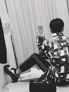 「MSGM（エムエスジーエム）のアイテム（トートバッグ）」を使った、ココさん（メンズ・169cm）の冬コーディネート