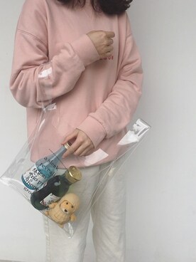 「ANDERSSON BELL（アンダースンベル）のアイテム（パーカー）」を使った、穆勒君さん（レディース・175cm）の春コーディネート