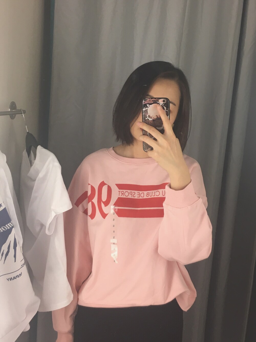 「春、今日のコーデ、卫衣」｜「H&Mのアイテム（パーカー、ピンク系）」を使った、穆勒君さん（レディース・175cm）の冬コーディネートの1枚目の写真