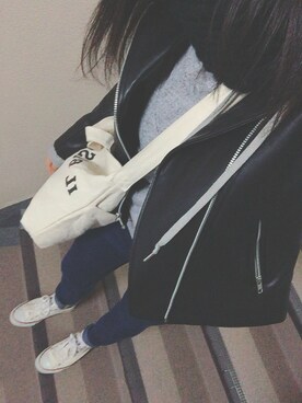 「CONVERSE（コンバース）のconverse（コンバース） ALL STAR OX（オールスターOX）（スニーカー）」を使った、KONaさん（レディース・164cm）の冬コーディネート