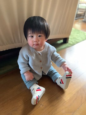「おさんぽスタイル」｜「アイテム（パンツ）」を使った、HARUKUさん（キッズ・70cm）の春コーディネート