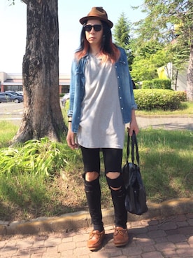 「Minnetonka（ミネトンカ）のアイテム（モカシン/デッキシューズ）」を使った、Keisuke Valentineさん（メンズ・174cm）の春コーディネート