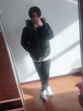「adidas（アディダス）のアイテム（ダウンジャケット/コート）」を使った、桜さん（メンズ・176cm）の冬コーディネート