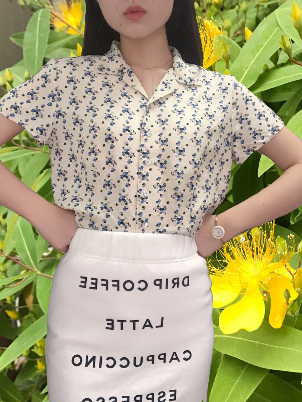 「古着、夏、スウェットスカート、シルクブラウス、GUCCI」｜「光のアイテム（シャツ/ブラウス、イエロー系）」を使った、sapieさん（レディース・162cm）の春コーディネートの1枚目の写真
