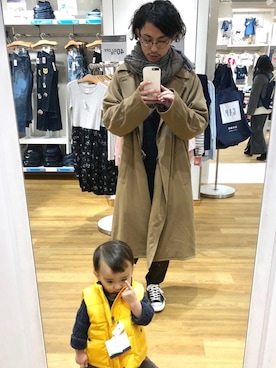 「COMOLI（コモリ）のアイテム（ダウンジャケット/コート）」を使った、チョカオさん（メンズ・170cm）の春コーディネート