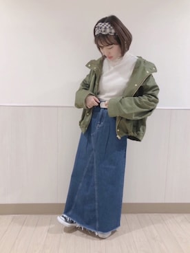 「earth music&ecology（アースミュージックアンドエコロジー）のアイテム（デニムスカート）」を使った、なぽんさん（レディース・151cm）の冬コーディネート