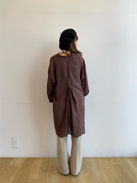 「earth music&ecology（アースミュージックアンドエコロジー）のセンタープレスフレアパンツ ＊（その他パンツ）」を使った、なぽんさん（レディース・150cm）の秋コーディネート