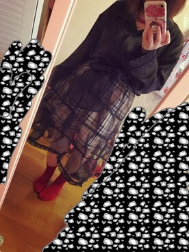「HONEY MI HONEY（ハニーミーハニー）のアイテム（Shirts、ブラック系）」を使った、ゆさん（レディース・143cm）の冬コーディネート