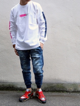 「袖プリント」｜「アイテム（Tシャツ/カットソー）」を使った、giseさん（メンズ・170cm）の秋コーディネート