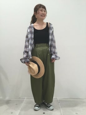 「LAKOLE（ラコレ）のアイテム（チノパンツ）」を使った、LAKOLE WOMENSさん（レディース・153cm）の春コーディネート