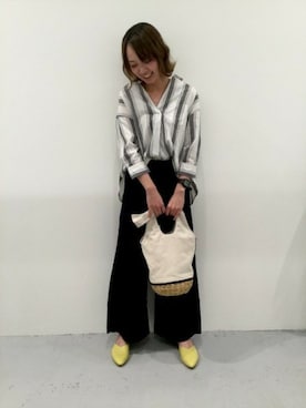 「LAKOLE（ラコレ）のアイテム（チノパンツ）」を使った、LAKOLE WOMENSさん（レディース・160cm）の春コーディネート