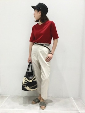 「ペーパーバッグ」｜「アイテム（キャップ）」を使った、LAKOLE WOMENSさん（レディース・162cm）の春コーディネート