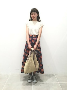 「プリントスカート」｜LAKOLE WOMENSさん（レディース・165cm）の春コーディネート