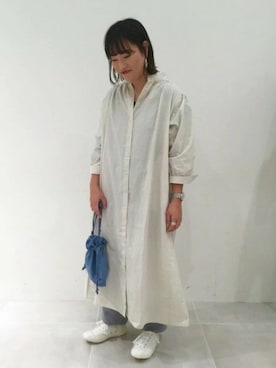 「LAKOLE（ラコレ）のアイテム（シャツワンピース）」を使った、LAKOLE WOMENSさん（レディース・162cm）の春コーディネート