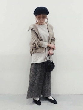 「LAKOLE（ラコレ）のヴィンテージ風BIGブルゾン / LAKOLE（ブルゾン、ベージュ系）」を使った、LAKOLE WOMENSさん（レディース）の春コーディネート