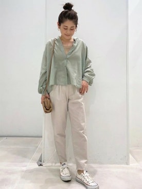 「LAKOLE（ラコレ）のテントラインボイルブラウス / LAKOLE（シャツ/ブラウス、グリーン系）」を使った、LAKOLE WOMENSさん（レディース）の春コーディネート
