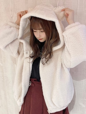「アイテム（ジャケット/アウター、ホワイト系）」を使った、ROJITA_kiraraさん（レディース・157cm）の冬コーディネート