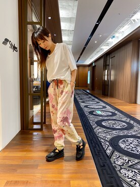 「styles（スタイルス）のアイテム（トップス）」を使った、中谷 里香さん（レディース・163cm）の夏コーディネート