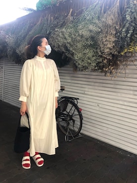 「NATURAL BEAUTY BASIC（ナチュラルビューティーベーシック）のアイテム（シャツワンピース）」を使った、oam.oさん（レディース・163cm）の春コーディネート