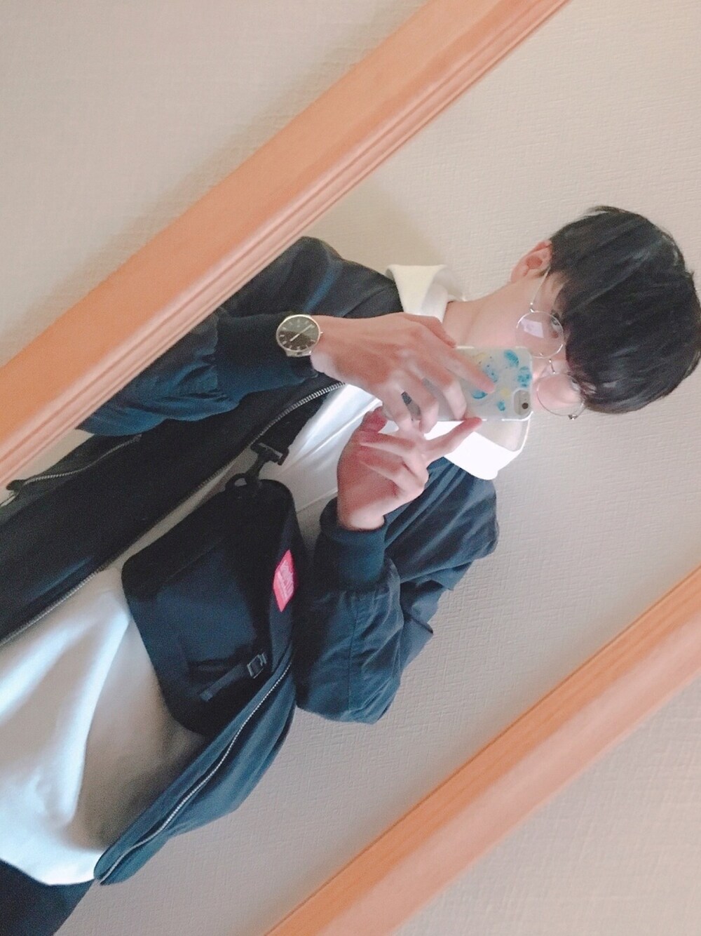 「SKAGENのGRENEN SLIM　SKW6459（アナログ腕時計、ブラック系）」を使った、takさん（メンズ・170cm）の春コーディネートの1枚目の写真