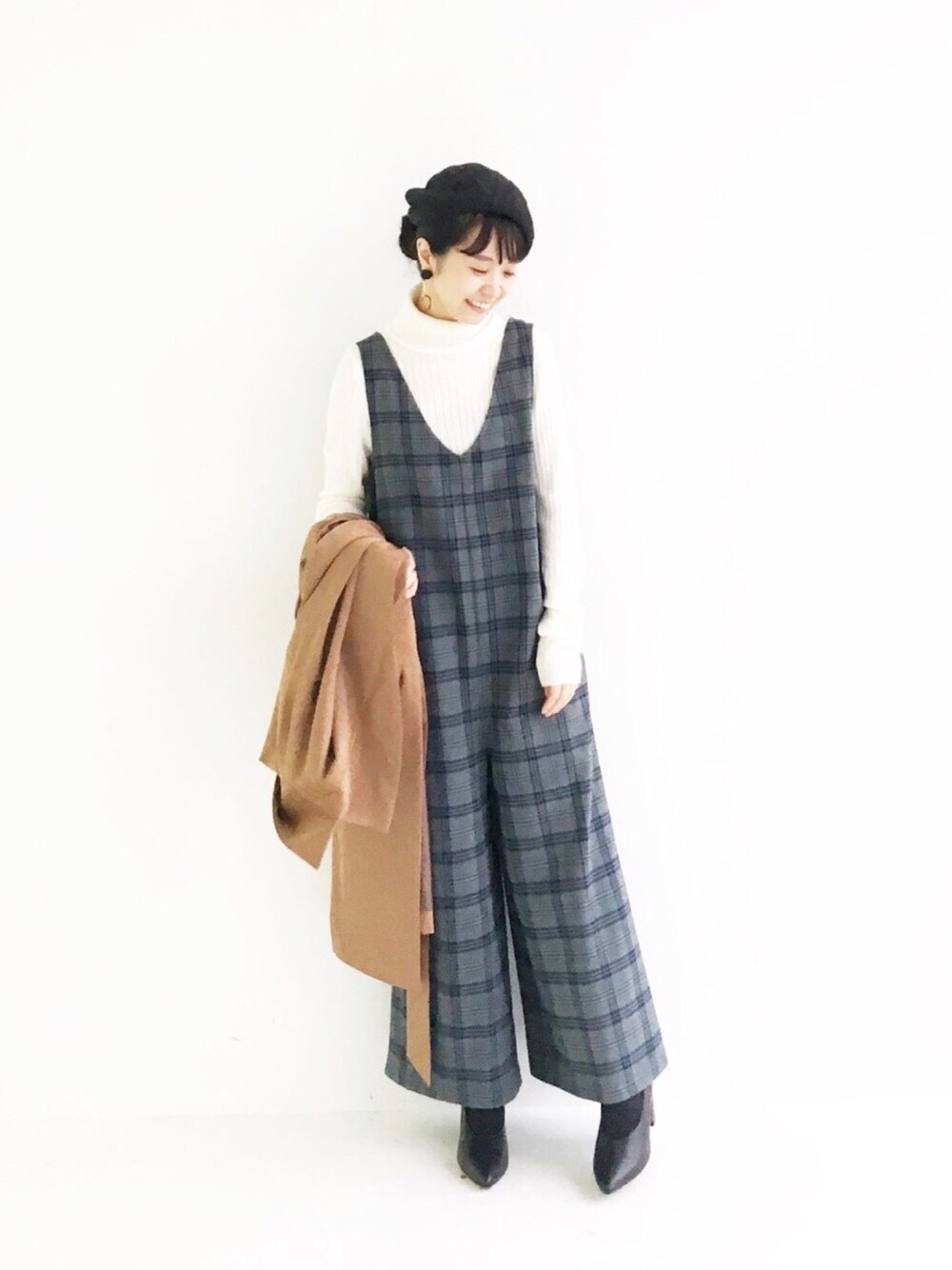 maruさんの「パッと着て女っぽい　きれいめ素材のラップコート（haco!）」を使ったコーディネート