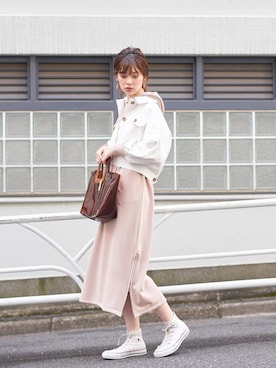 「スエット」｜「アイテム（ブルゾン）」を使った、おそのさん（レディース・167cm）の春コーディネート