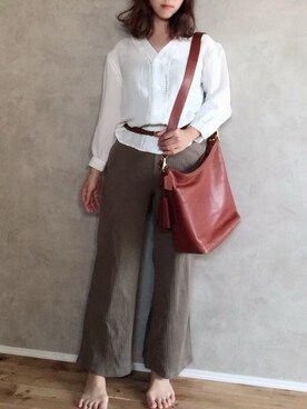 「fifth（フィフス）のVネックラインデザインブラウス（シャツ/ブラウス）」を使った、Atsukoさん（レディース・155cm）の夏コーディネート