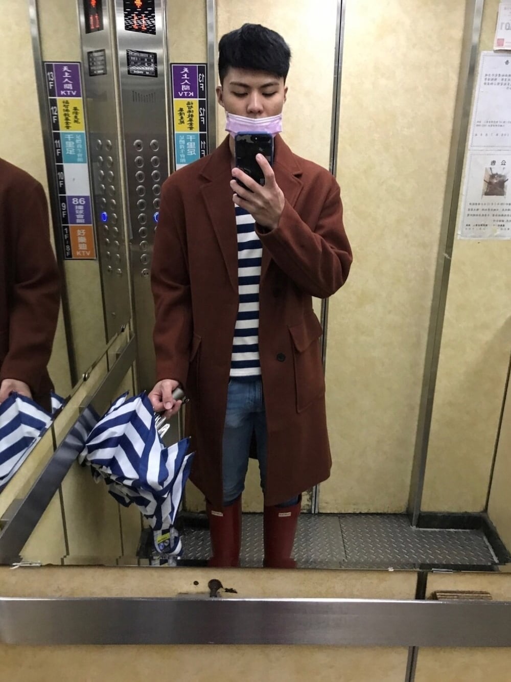 「NETのアイテム（Tシャツ/カットソー、その他）」を使った、周冠霖さん（メンズ・178cm）の冬コーディネートの1枚目の写真