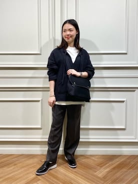 三沢　オデット エ オディール スタッフさんのコーディネート