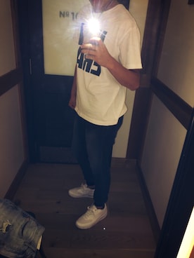 「NEW ERA（ニューエラ）のアイテム（Tシャツ/カットソー）」を使った、つばささん（メンズ・185cm）の秋コーディネート