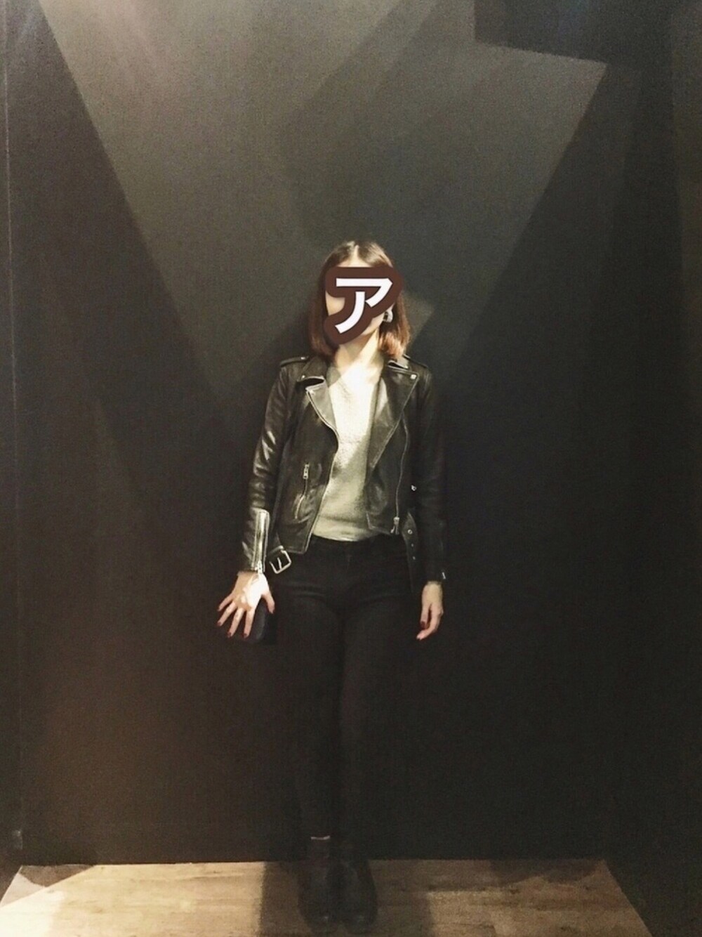 「monotone、black、gray、ChristmasEve、ALLSAINTS　、moussy、UNIQLO、Timberland、TAIPEI」｜「ALLSAINTSの【NO.1 ベストセラー】BALFERN BIKER（ライダースジャケット、ブラック系）」を使った、luluさん（レディース・172cm）の冬コーディネートの1枚目の写真