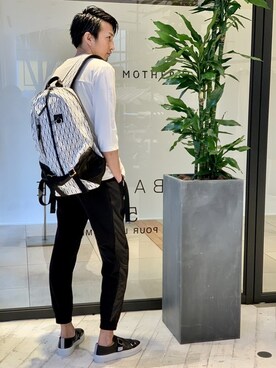 「DECADE（ディケイド）のアイテム（バッグ）」を使った、HIRO-Tさん（メンズ・178cm）の春コーディネート