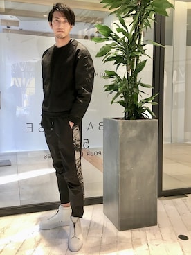 「5351 POUR LES HOMMES（ゴーサンゴーイチプールオム）の【20SS新作】ケーブルジャガード異素材プルオーバー（Tシャツ/カットソー、ブラック系）」を使った、HIRO-Tさん（メンズ・178cm）の春コーディネート