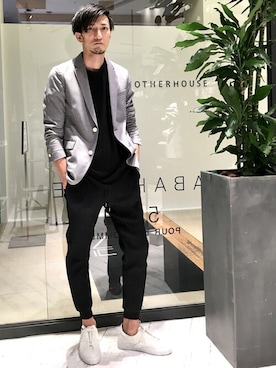 「5351 POUR LES HOMMES（ゴーサンゴーイチプールオム）の【セットアップ対応】バーズアイ トリコット ノッチドラペル ジャケット（テーラードジャケット、グレー系）」を使った、HIRO-Tさん（メンズ・178cm）の夏コーディネート